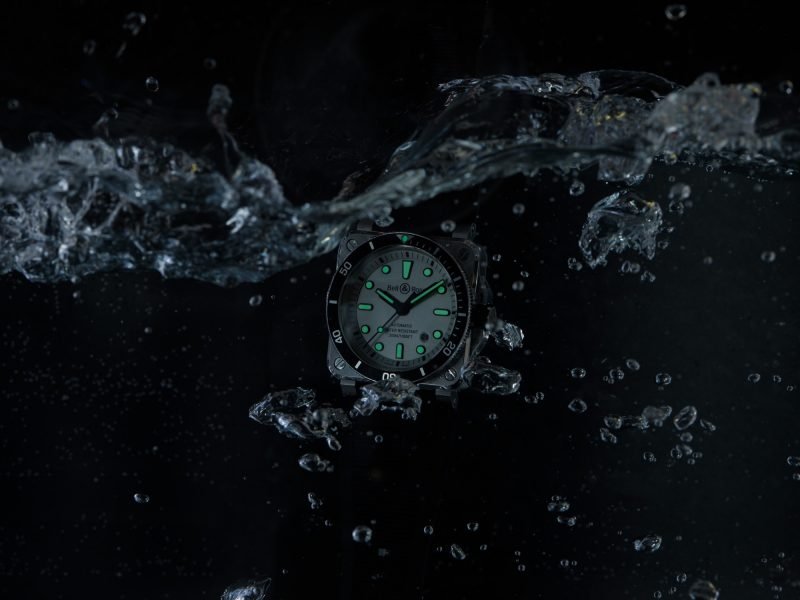 BR 03-92 Diver White