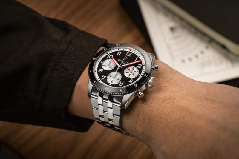 Classic AVI Chronograph 42 Mosquito