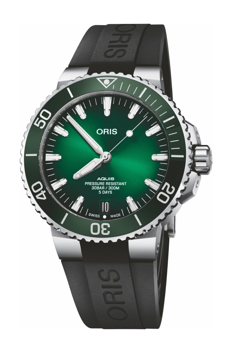Aquis Date Calibre 400