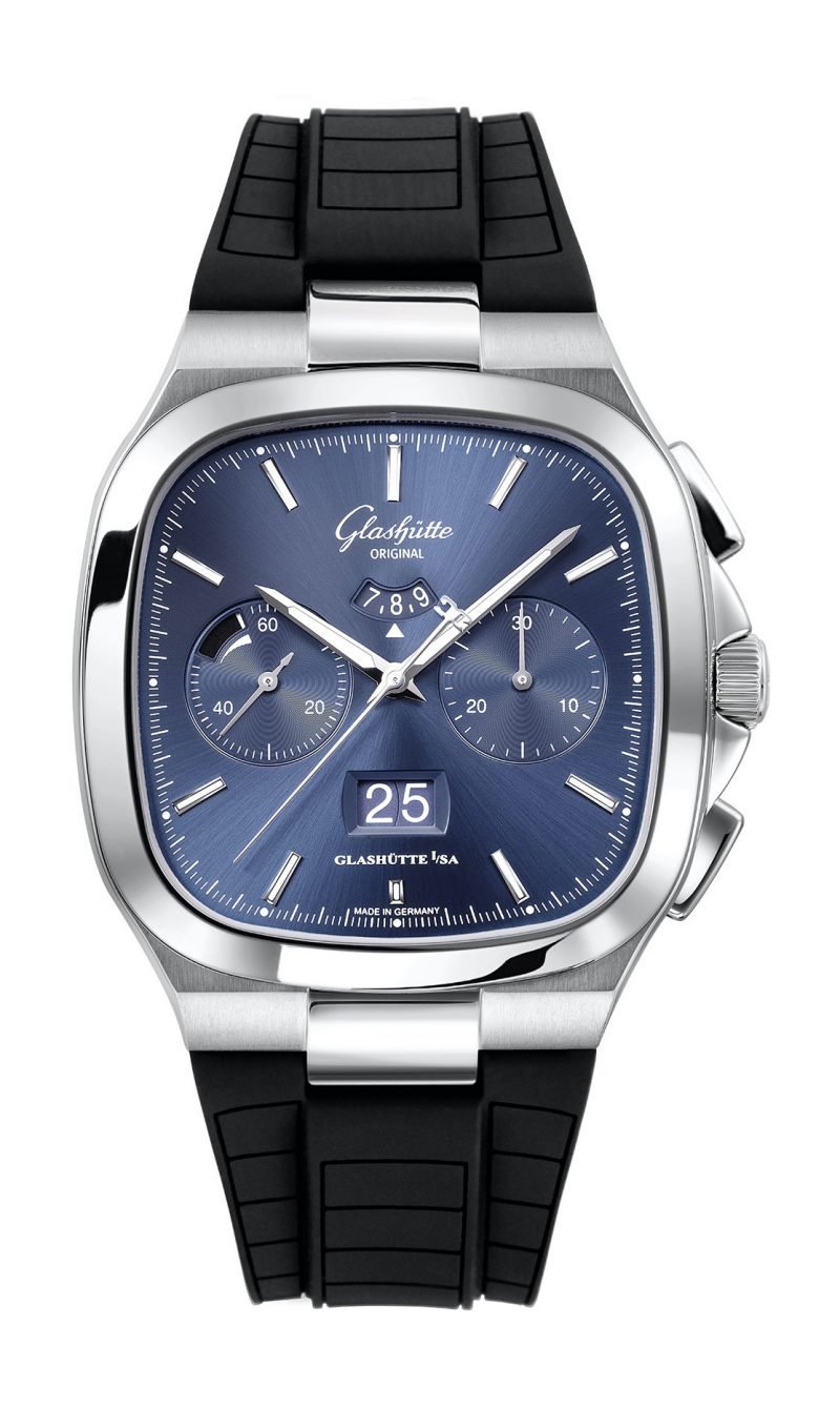 Seventies Chronograph Panorama Date