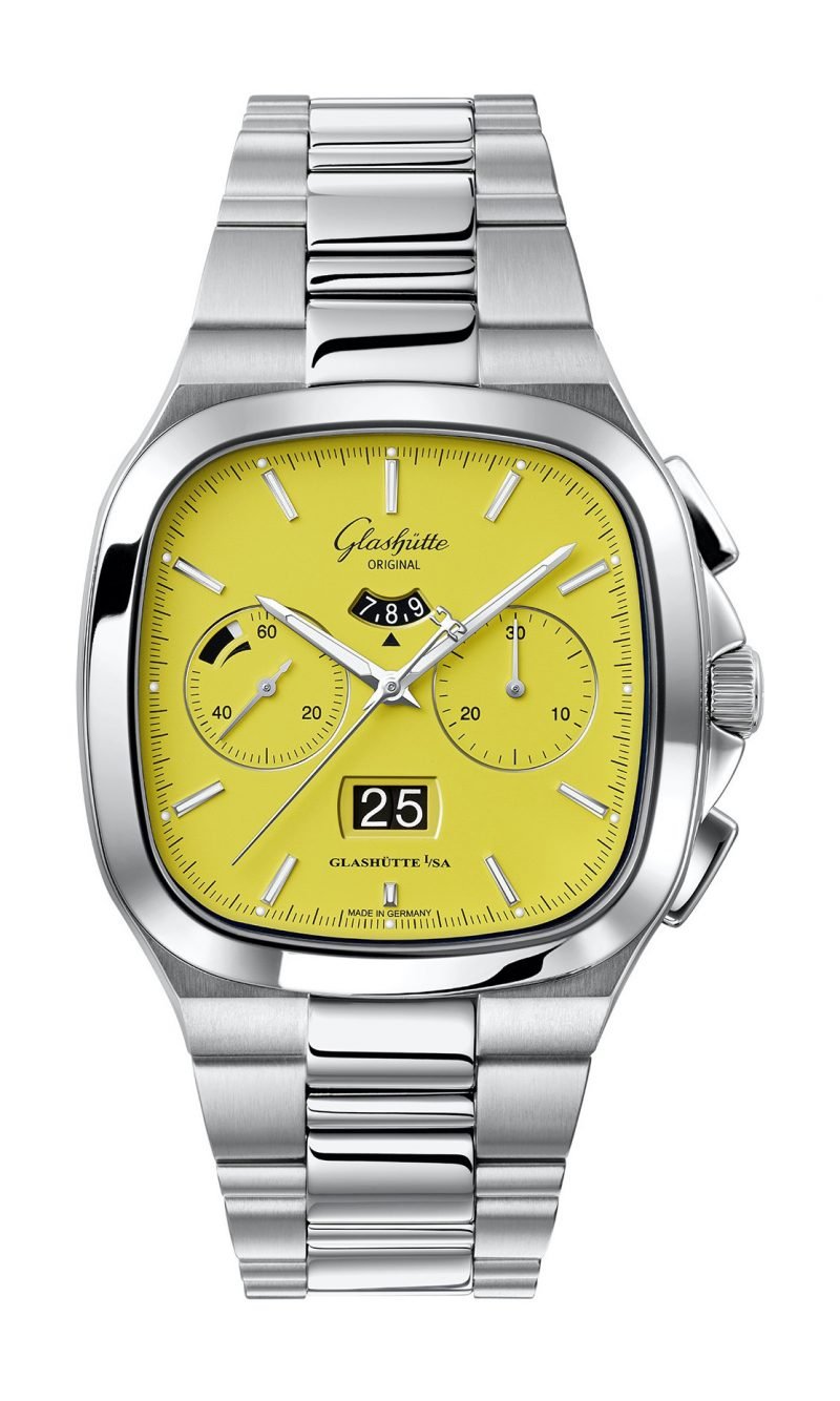 Seventies Chronograph Panorama Date