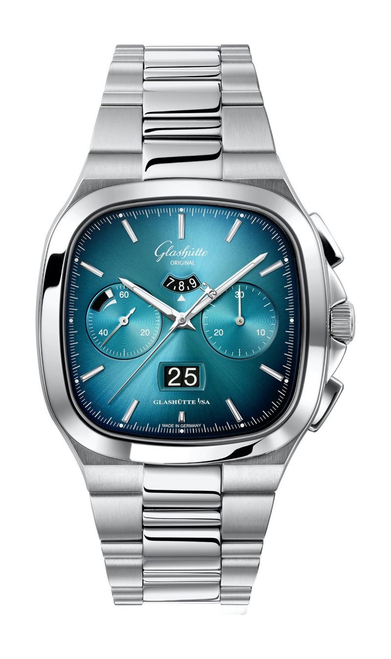 Seventies Chronograph Panorama Date