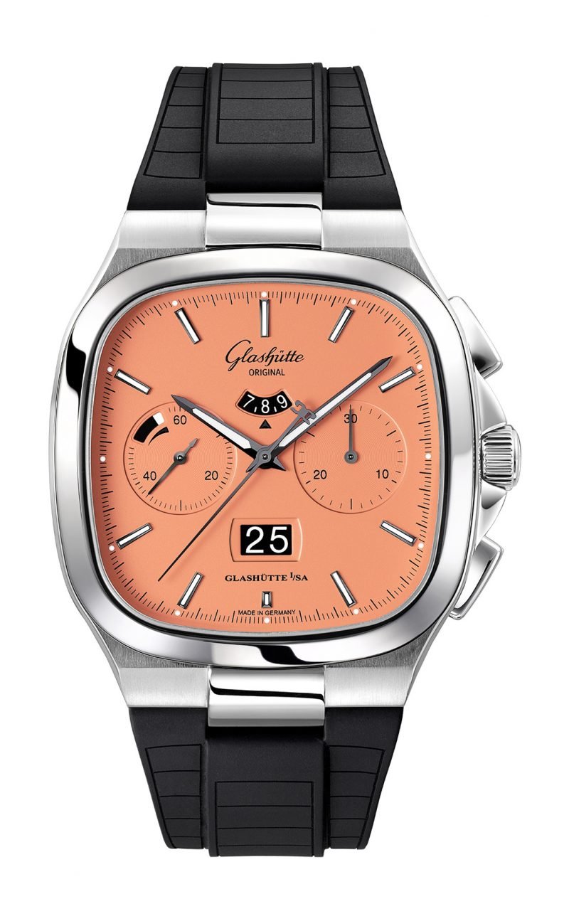 Seventies Chronograph Panorama Date “Vbing Orange”
