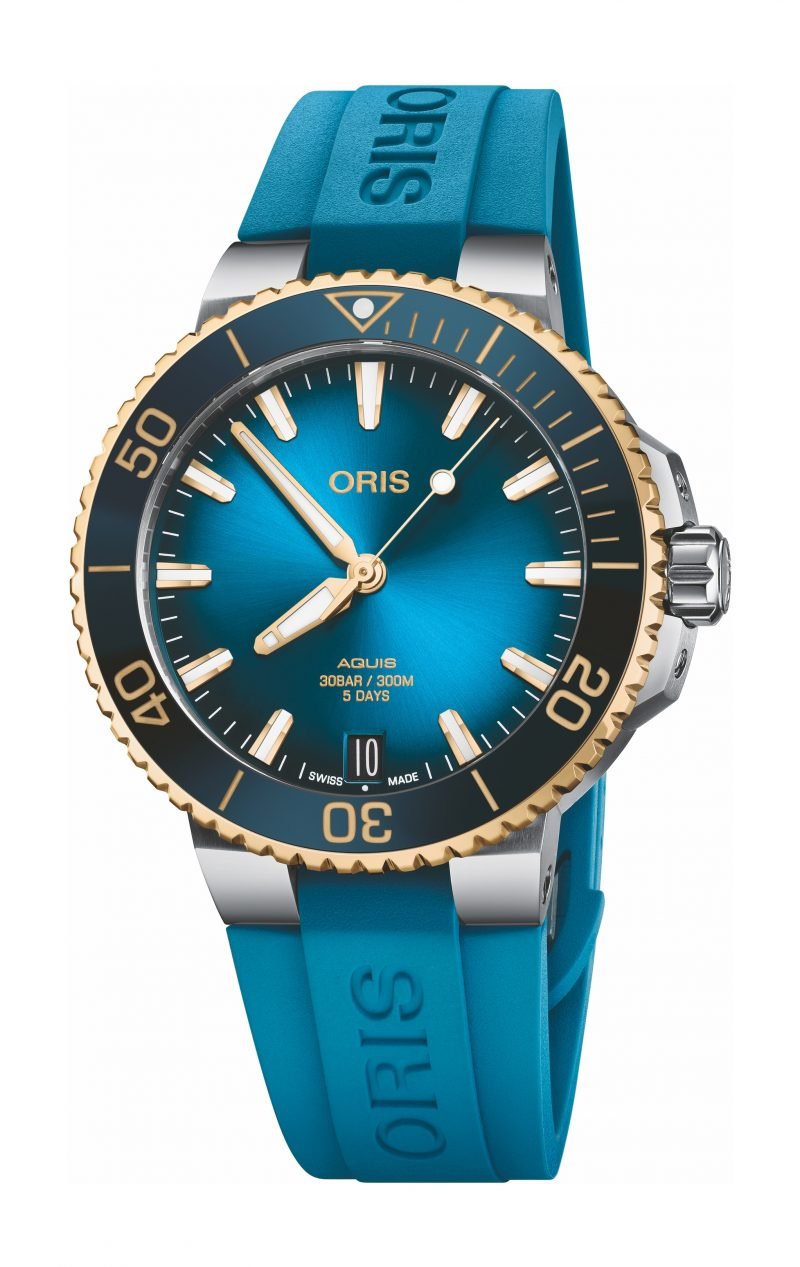Aquis Date Calibre 400